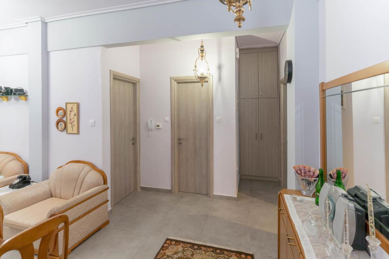 Byt Downtown Flat Larissa Luaran gambar